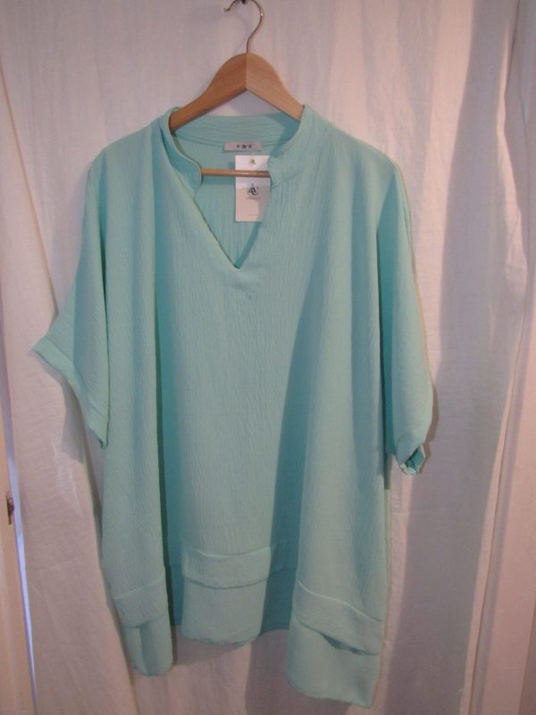 Ladies Women New Mint Plus Tunic Top One Size fits sizes 18 20 22 24