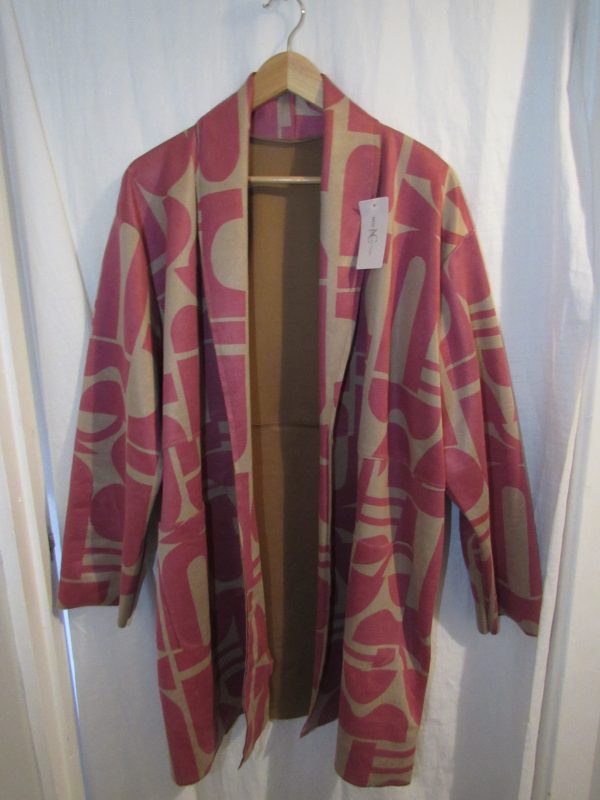 New Ladies Pink Jacket One Size Fits sizes 18 20 22