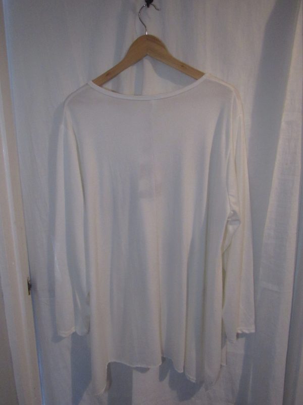 SALE SALE SALE NEW Ladies White Lightweight Butterfly Plus Jumper One Size fits sizes 18 20 22 24 NON RETURNABLE - Image 4