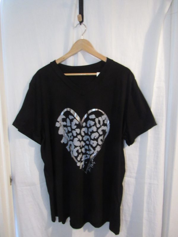 New Ladies Women Black Silver Heart V Neck T-shirt One Size Fits 18 20 22