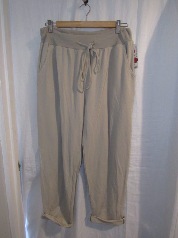 New Ladies Plain Joggers Beige One Size fits sizes 16 18 20 22 Size 2