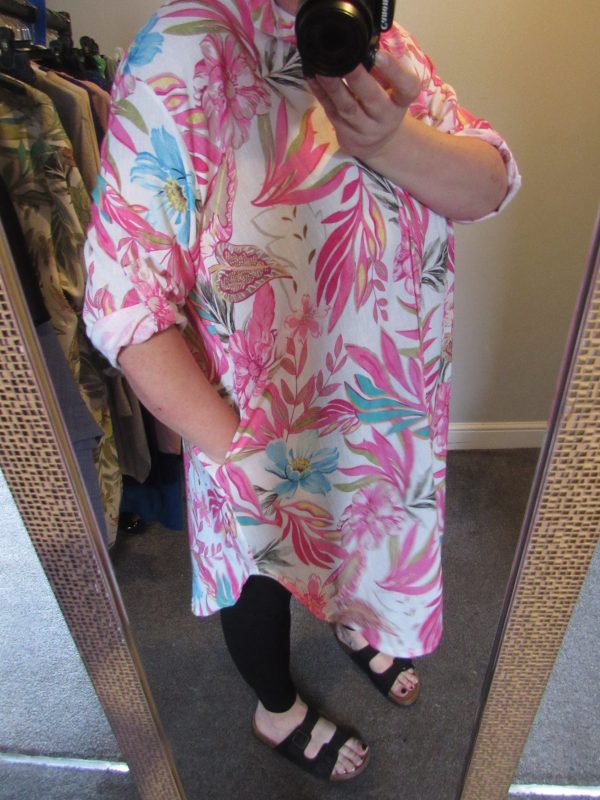 New Ladies Pink Floral Button Down Longer Shirt One Size fits sizes 18 20 22 - Image 8