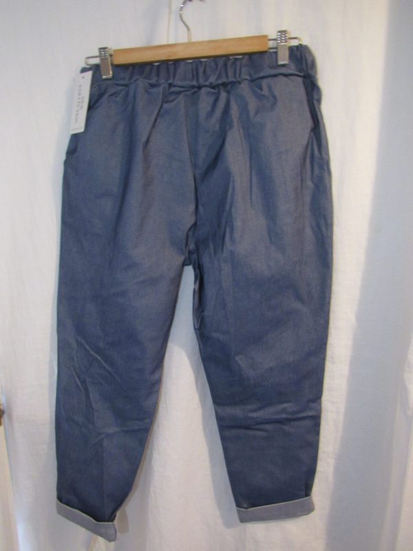 New Ladies Lighter Denim Blue Stretchy Chino Magic Trousers Cropped One Size fits sizes 18 20 22 - Image 4