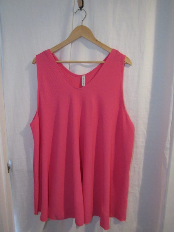 New Ladies Cerise Pink Sleeveless Swing Top Plus Size One Size fits 18 20 22 24