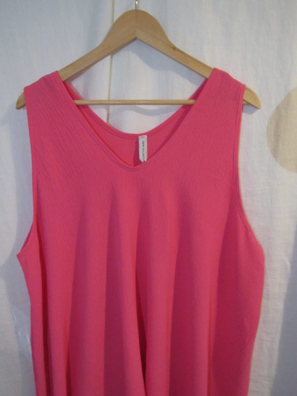 New Ladies Cerise Pink Sleeveless Swing Top Plus Size One Size fits 18 20 22 24 - Image 3