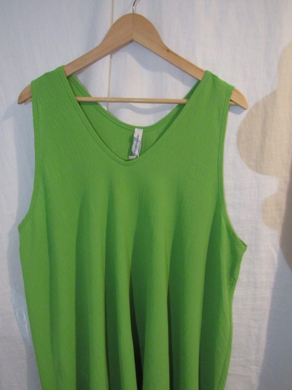 New Ladies Lime Sleeveless Swing Top Plus Size One Size fits 18 20 22 24 - Image 3