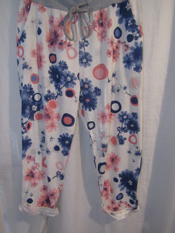 NEW Ladies Womens White Circle Floral Joggers Trousers One Size fits sizes 16 18 20 22 Size 2 - Image 5