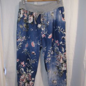 NEW Ladies Womens Dark Blue Floral Joggers Trousers One Size fits sizes 16 18 20 22 Size 2
