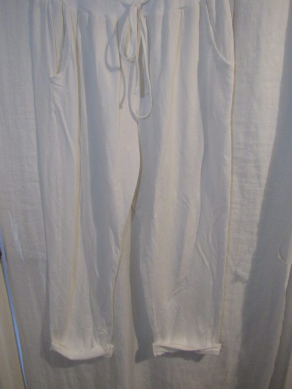 New Ladies Plain Joggers White One Size fits sizes 16 18 20 22 Size 2 - Image 4