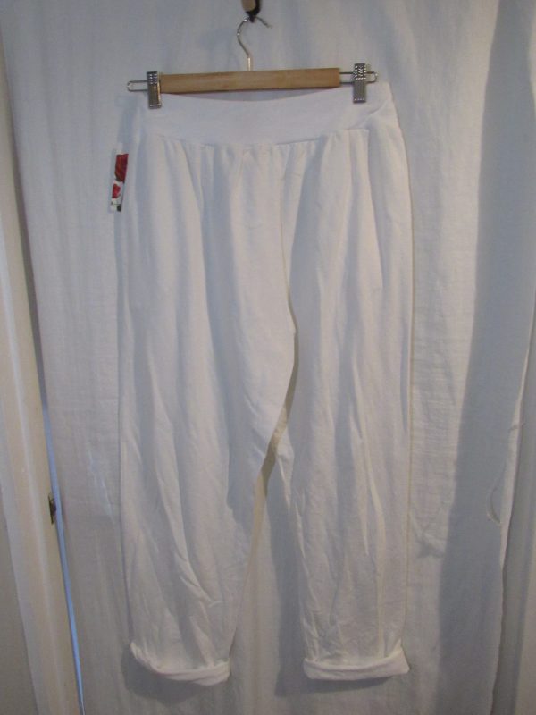 New Ladies Plain Joggers White One Size fits sizes 16 18 20 22 Size 2 - Image 5