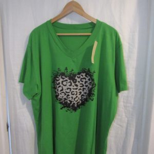New Ladies Women Green Smaller Heart V Neck T-shirt One Size Fits 18 20 22