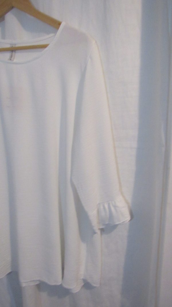 SALE SALE SALE NEW Ladies White Round Neck Frill Sleeve Tunic Top One Size Fits Sizes 18 20 22 NON RETURNALBLE - Image 3