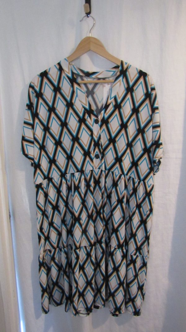 SALE SALE SALE New Ladies Plus Size Diamond Smock Tunic Top One Size fits sizes 18 20 22 24 NON RETURNABLE