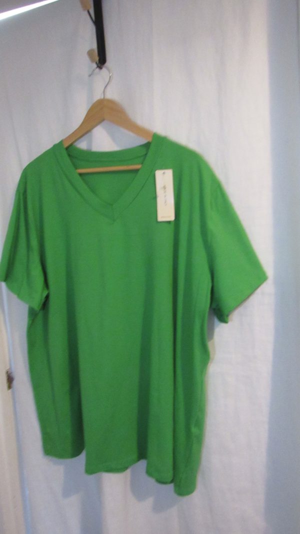 New Ladies Women Plain Green V Neck T-shirt One Size Fits 18 20 22 - Image 3