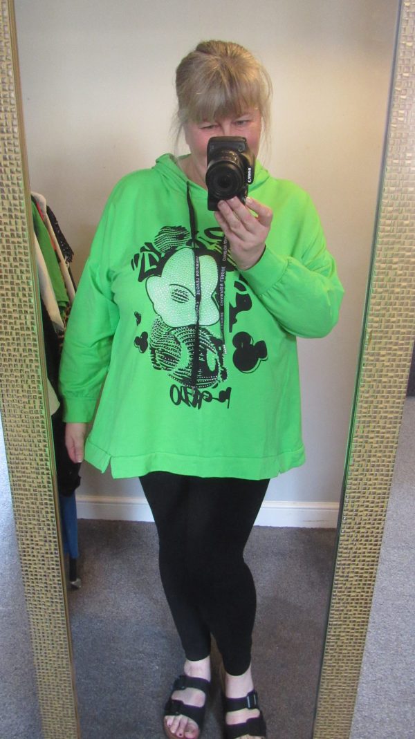 New Ladies Green Mickey Mouse Hooded Sweatshirt One Size fits sizes 16 18 20 22 - Image 5