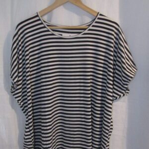 New Ladies Women's Navy White Stripe T-shirt One Size fits sizes 16 18 20 22