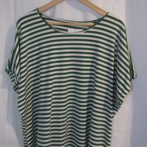 New Ladies Women’s Green White Stripe T-shirt One Size fits sizes 16 18 20 22