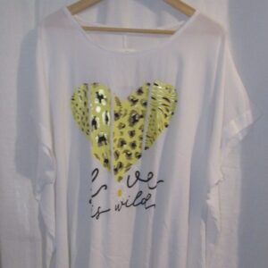 New Ladies White with Heart Tunic Top One Size fits sizes 18 20 22 24