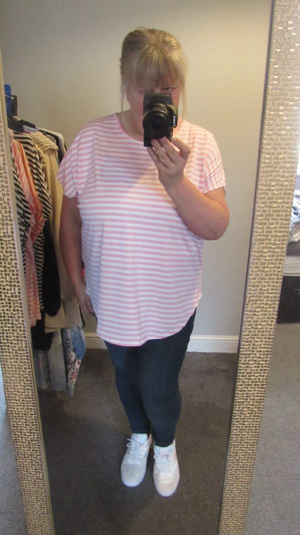 New Ladies Women’s Pink White Stripe T-shirt One Size fits sizes 16 18 20 22 - Image 5