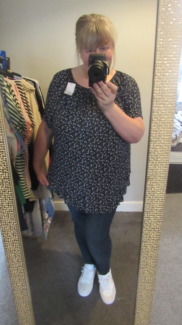 New Ladies Black Floral Frill Top One size fits sizes 16 18 20 22 - Image 5