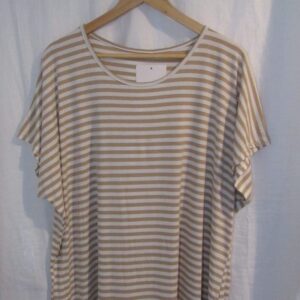New Ladies Women’s Beige White Stripe T-shirt One Size fits sizes 16 18 20 22