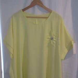 New Ladies Lemon Flower Tunic Top One Size fits sizes 18 20 22