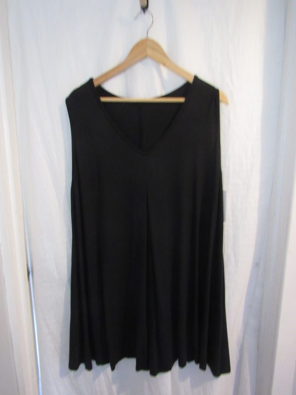 New Ladies Black Sleeveless Tunic Top One Size fits sizes 18 20 22