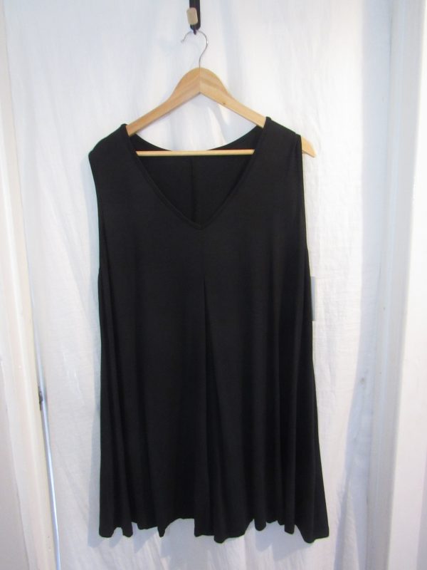 New Ladies Black Sleeveless Tunic Top One Size fits sizes 18 20 22 - Image 3