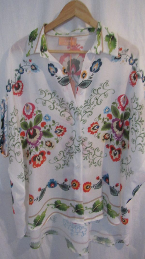 New Ladies Floral with White Button Shirt One Size fits sizes 16 18 20 22 - Image 3