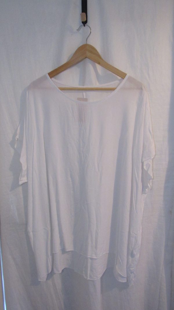 New Ladies White Tunic Top One Size fits sizes 16 18 20 22 - Image 2