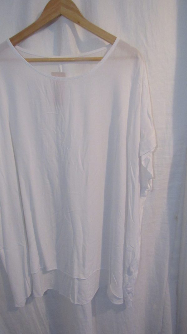 New Ladies White Tunic Top One Size fits sizes 16 18 20 22 - Image 3