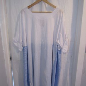 New Ladies White with Blue Stripe Tunic Top One Size Fits 16 18 20