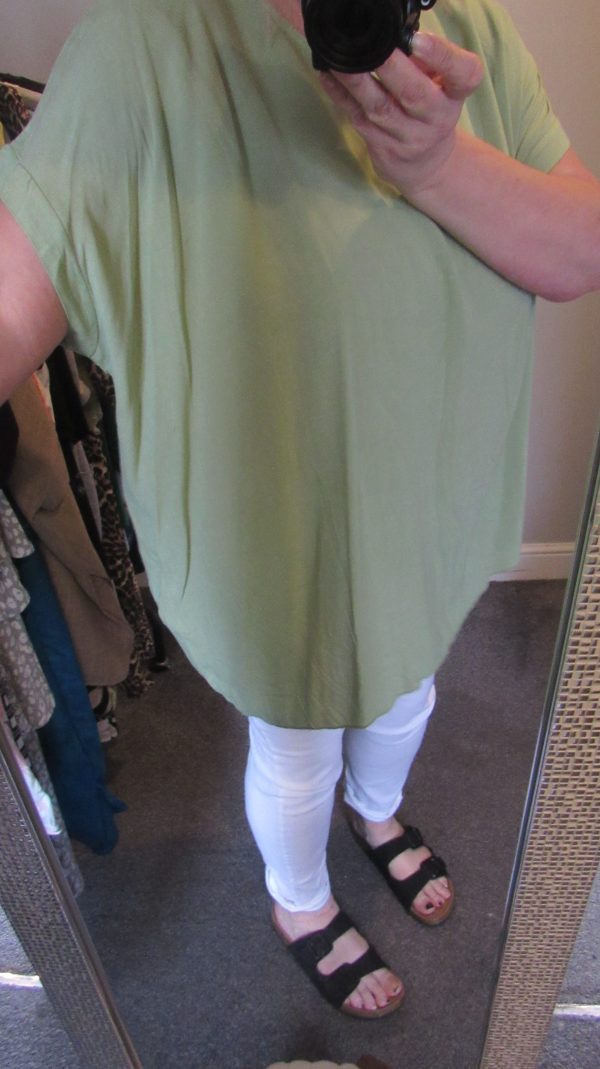 New Ladies Sage Tunic Top One Size fits sizes 16 18 20 22 - Image 7