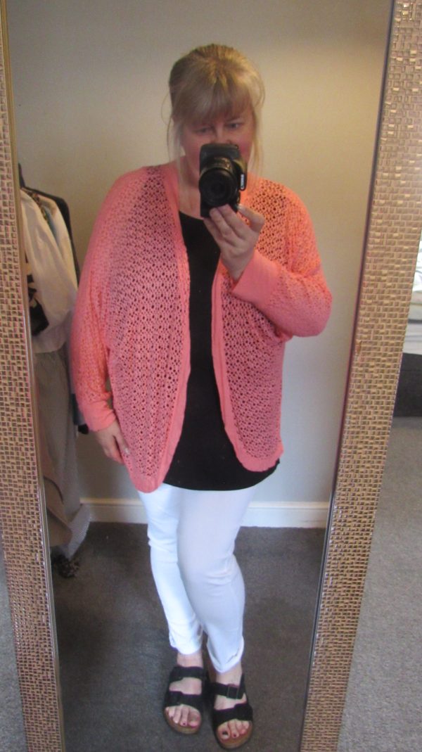 NEW Ladies Coral Lacy Open Cardigan One size fits sizes 16 18 20 22 - Image 8