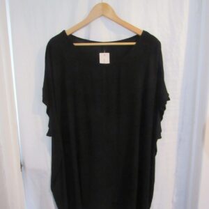 New Ladies Black Tunic Top One Size fits sizes 16 18 20 22