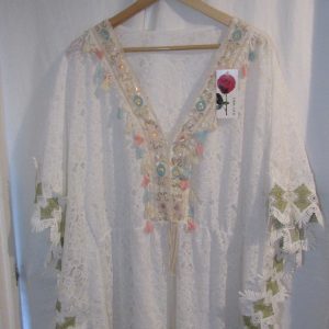 New Ladies Green Lacy Kaftan Top One Size fits Sizes 16 18 20 22