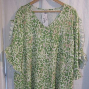 New Ladies Green Frill Sleeve Tunic Top One Size fits sizes 16 18 20 22