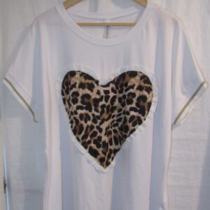 SALE SALE SALE New Ladies Animal Print Heart White T-shirt One Size fits sizes 16 18 20 22 NON RETURNABLE