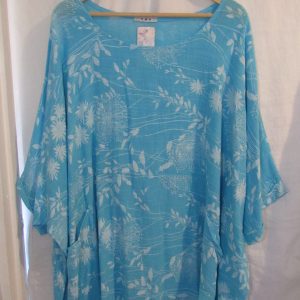 NEW Ladies Women Turquoise Floral Lightweight Pocket Plus Size Top One size fits sizes 22 24 26 28