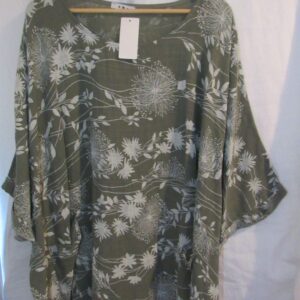NEW Ladies Women Khaki Floral Lightweight Pocket Plus Size Top One size fits sizes 22 24 26 28