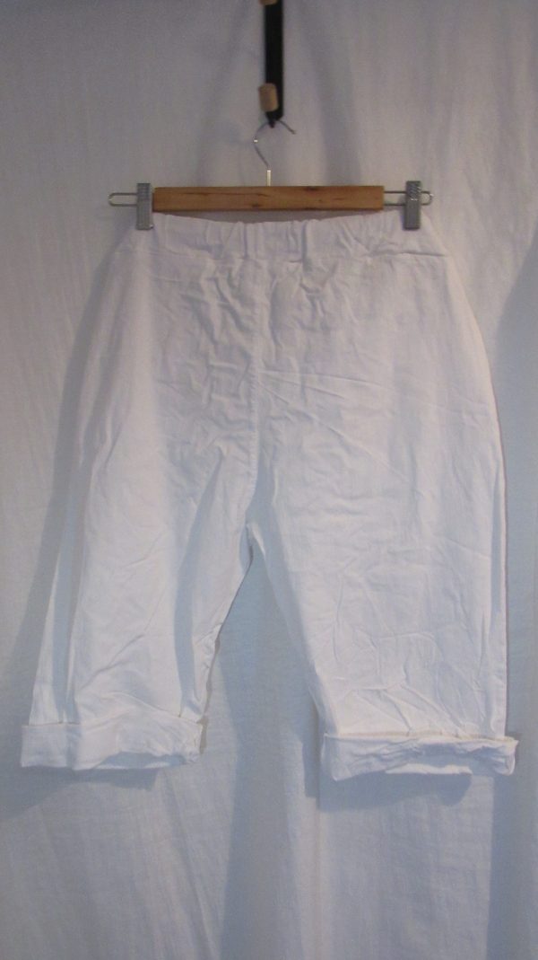 NEW Ladies White Magic Shorts Plus Size One Size Fits sizes 18 20 22 Size 2 - Image 5