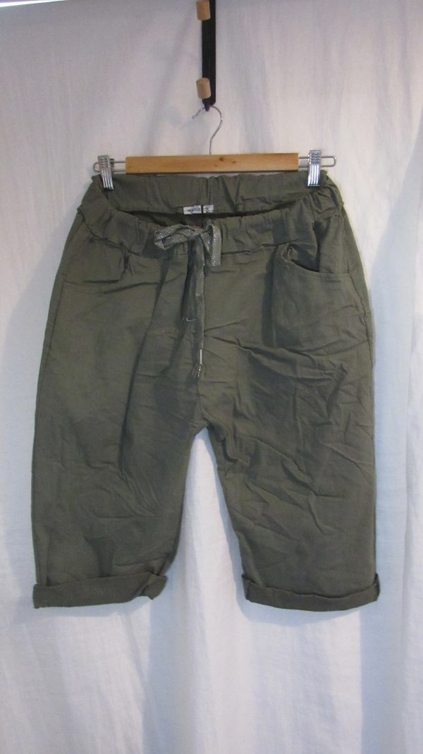 NEW Ladies Khaki Magic Shorts Plus Size One Size Fits sizes 18 20 22 Size 2 - Image 2