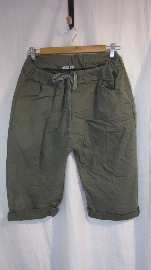 NEW Ladies Khaki Magic Shorts Plus Size One Size Fits sizes 18 20 22 Size 2 - Image 4