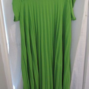 New Ladies Green Pleated Maxi Dress One Size fits sizes 18 20 22 24