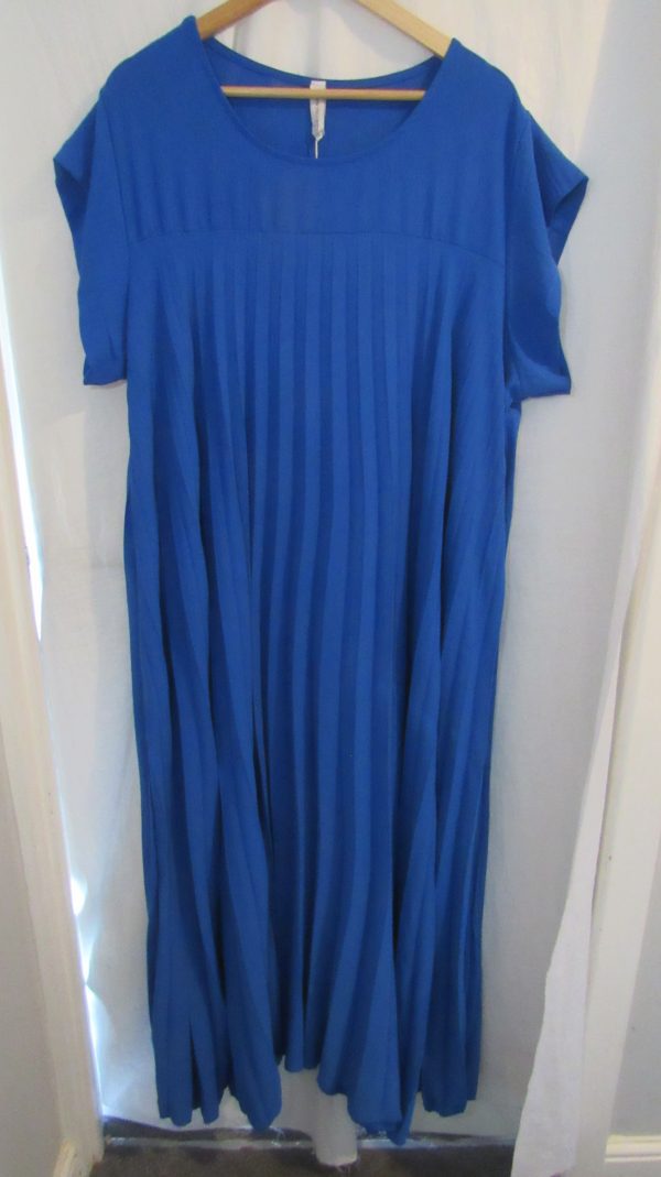 New Ladies Royal Blue Pleated Maxi Dress One Size fits sizes 18 20 22 24