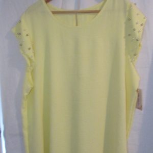 New Ladies Yellow Pearls on the sleeves Tunic Top One Size fits sizes 16 18 20 22