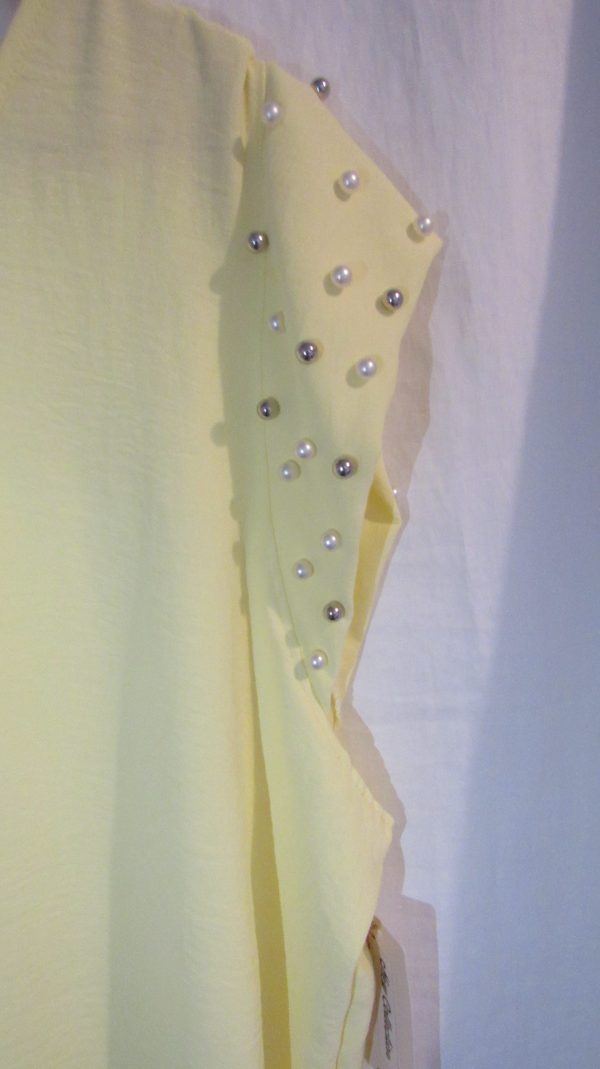 New Ladies Yellow Pearls on the sleeves Tunic Top One Size fits sizes 16 18 20 22 - Image 3