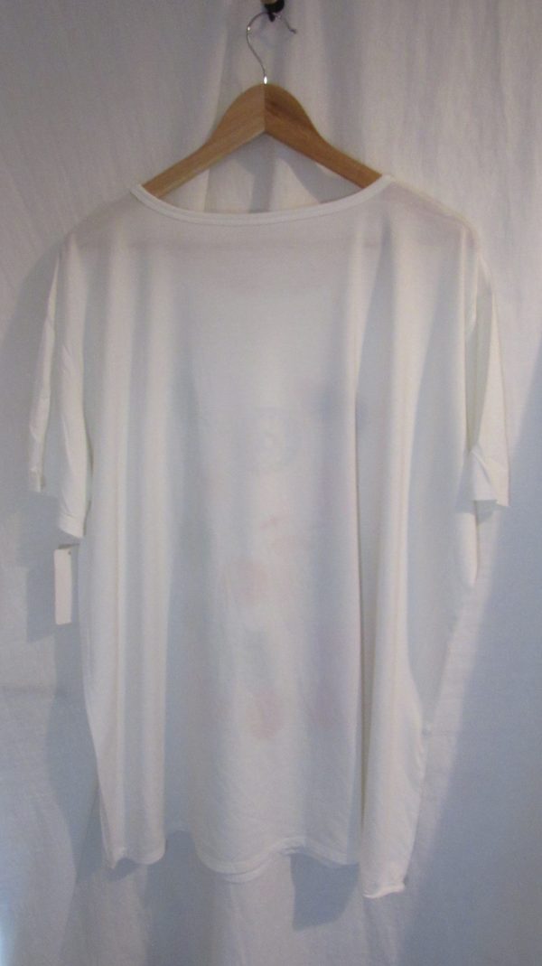 New Ladies White Summer Print T-shirt One Size fits sizes 16 18 20 22 - Image 4