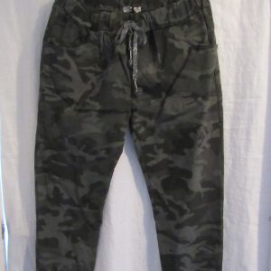 NEW Ladies Dark Green CAMO Stretchy Crinkle Magic Trousers One Size Fits 12 14 16 18 Size 1