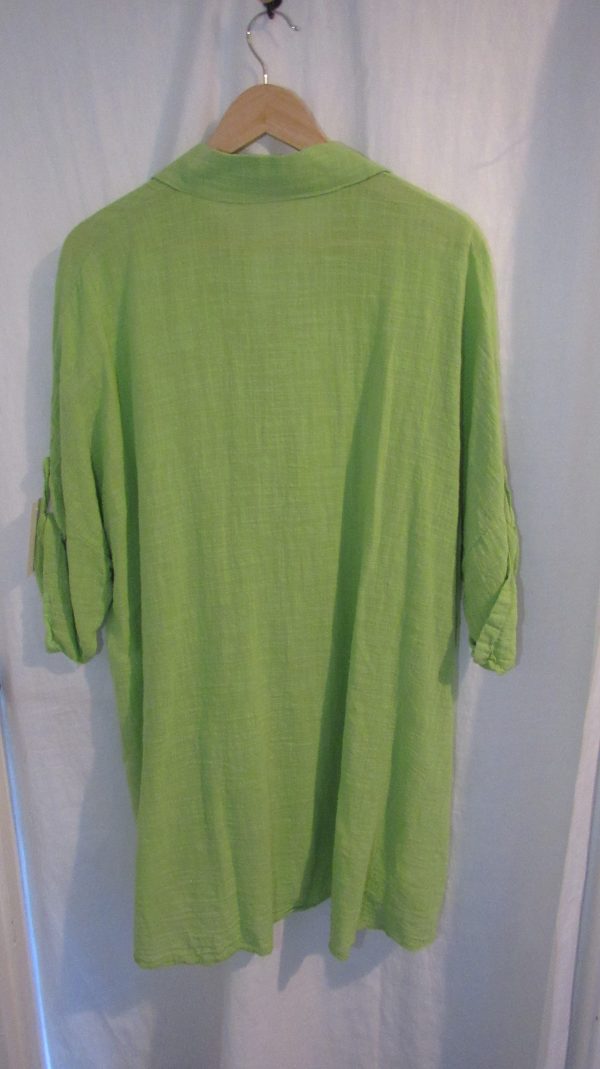 New Ladies Green Button Up Shirt One Size fits sizes 18 20 22 - Image 6